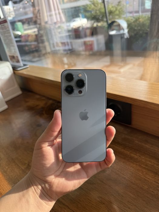 Продам IPhone 13 Про  память 256Г акб 75% идеальное  состояние