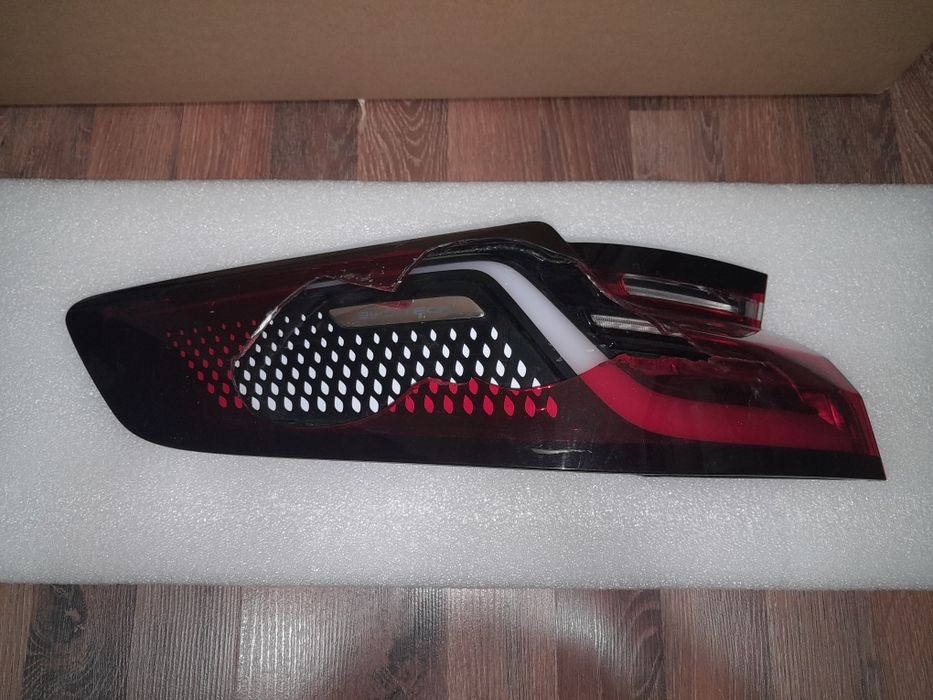 Продаётся задняя левая фара BYD song plus champion.