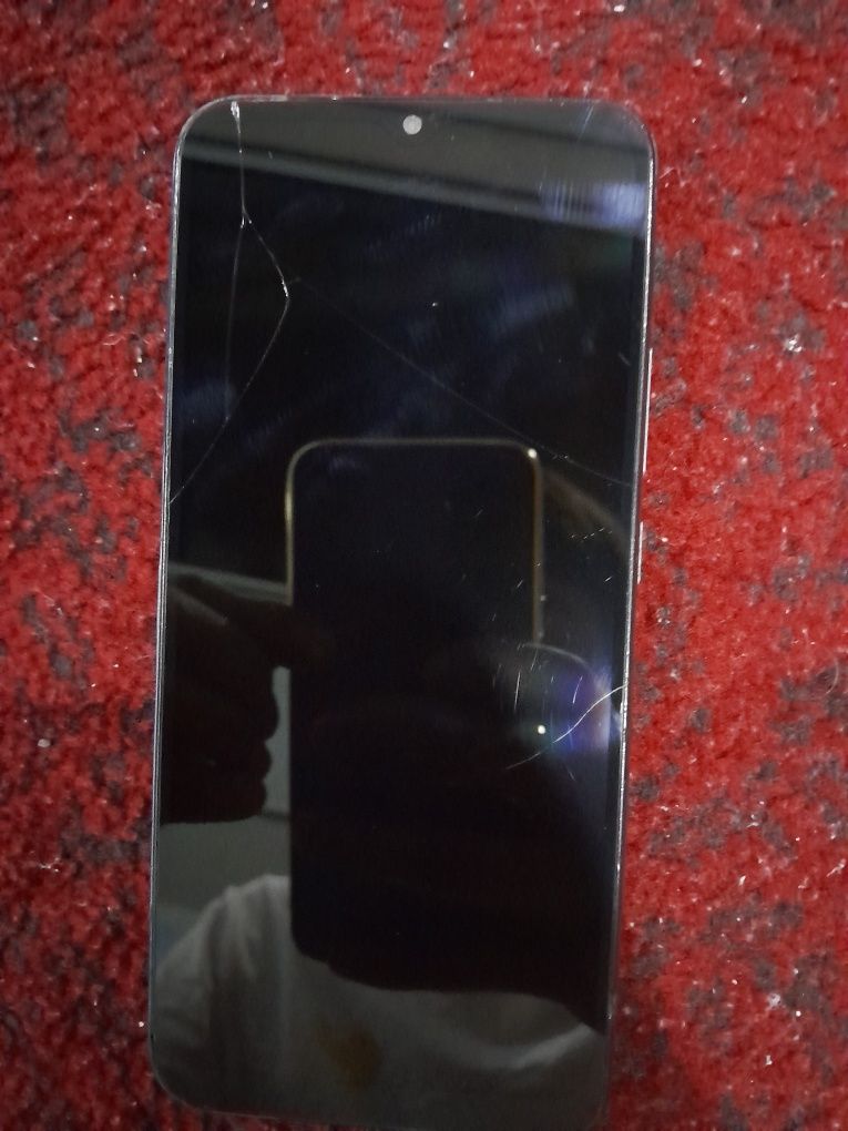 Realme C30 Sotiladi