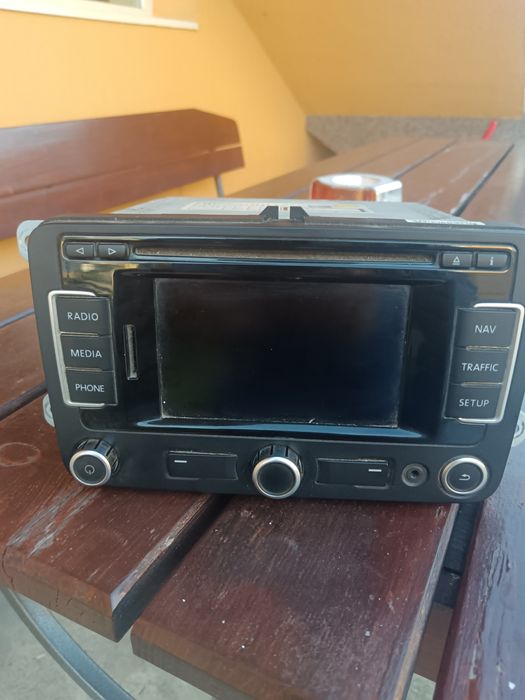 Navigație originală pentru w pasat B6