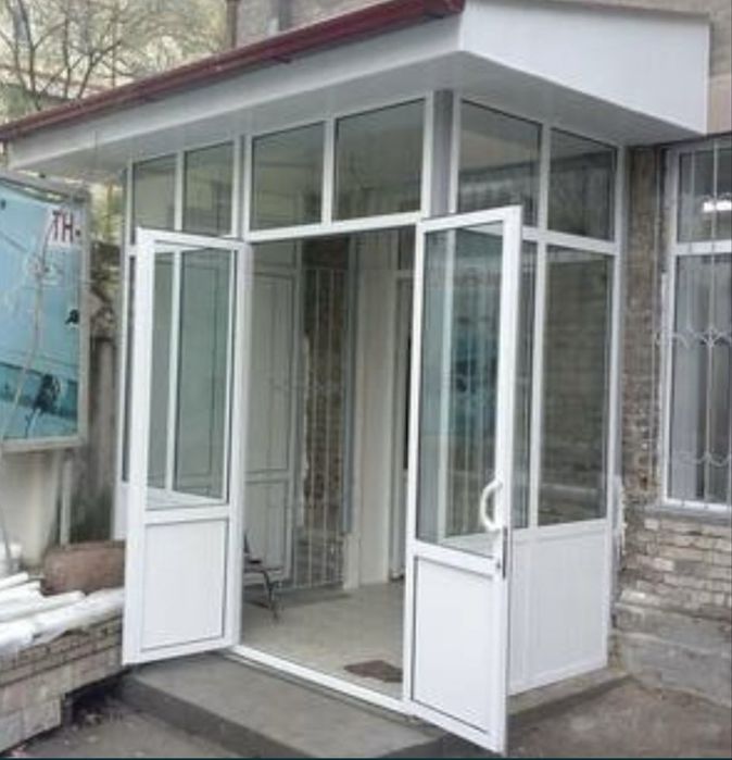 Изготовление рам для окон и дверей, витряжки