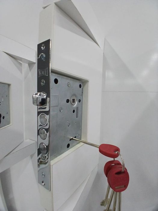 Замок очиш Zamok ochish  Установка замков Замок очиш Замок ур