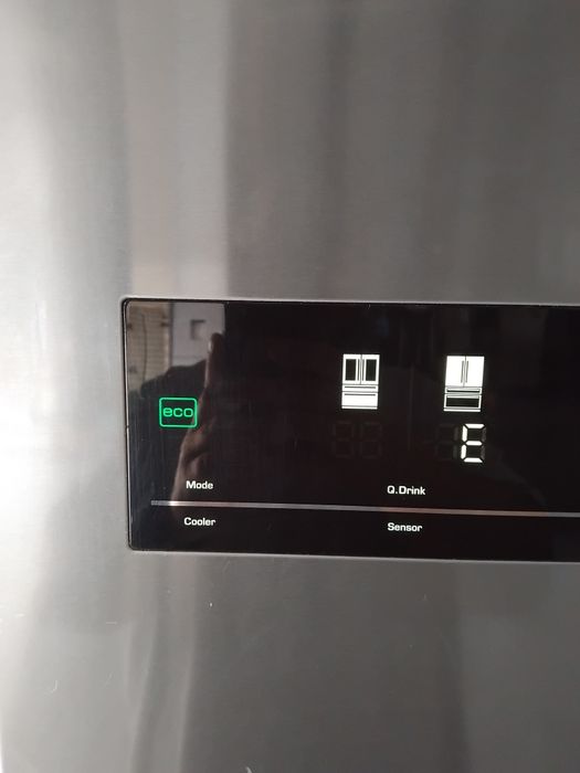 Хладилник side by side инокс