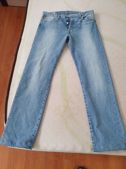 Blugi Levi Strauss  32/32