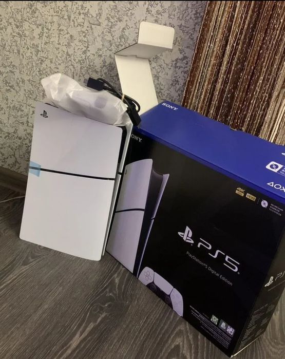 PS5 SLIM 1TB солютилади янги уйинлари бор