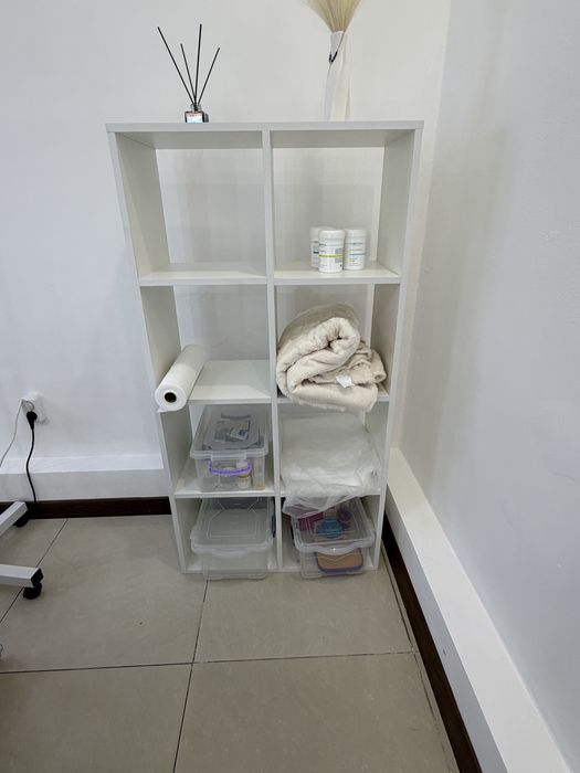 Продам полочки в хорошем состояние