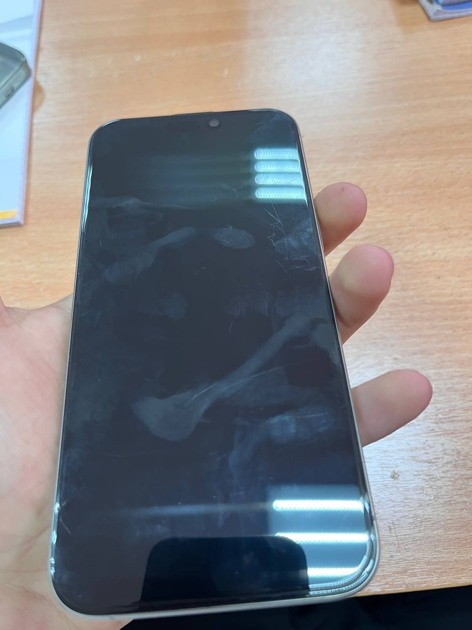 Iphone 15 pro max 256 87акб.