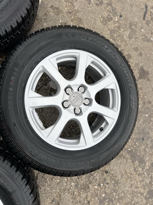 Джанти със ЗИМНИ гуми235/65/17 за Audi Q5 .ЧИСТО НОВИ !!