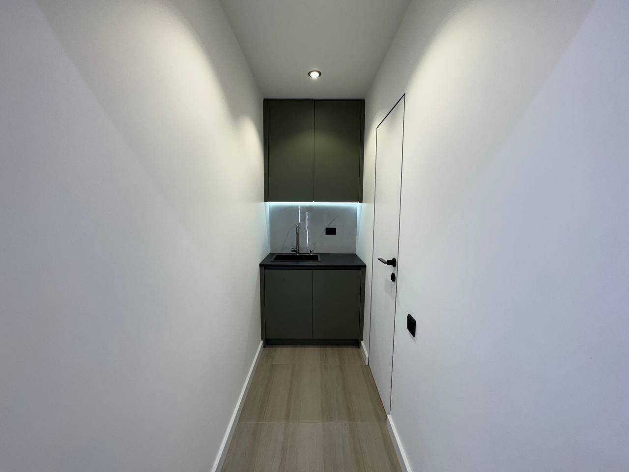 Mirzo Ulugʻbek. It park. 2xona 1etaj. 35m2.