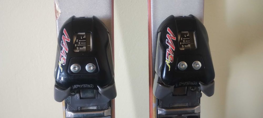 Schiuri Rail Kneissl