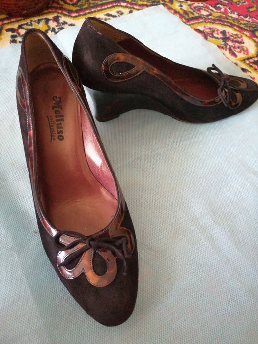 Продам туфли сплашной каблук