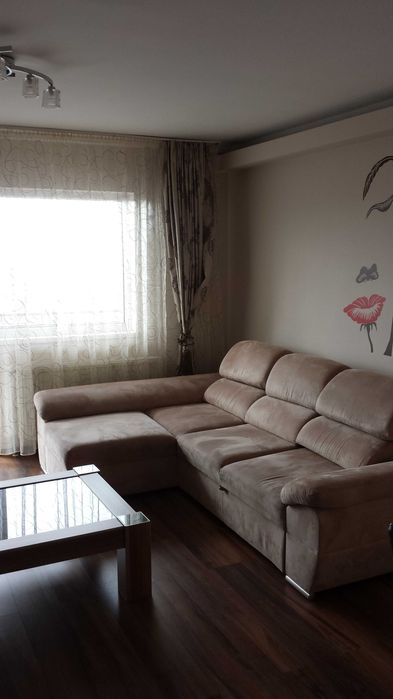 Inchiriez apartamant 2 camere - CENTRU