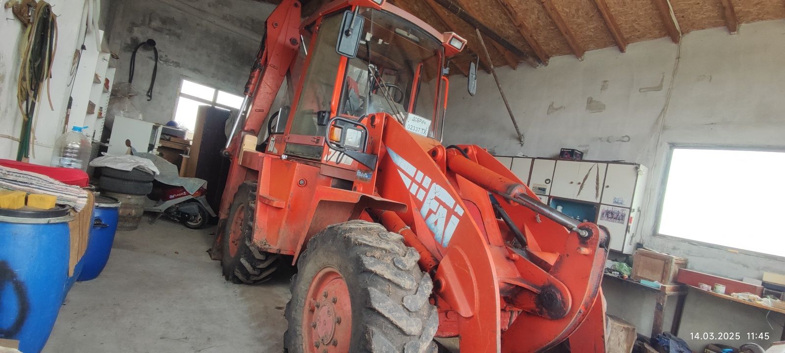 Комбиниран багер FAI 575
