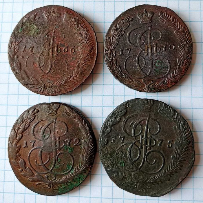 Продам медные монеты 5 копеек времен Екатерины II