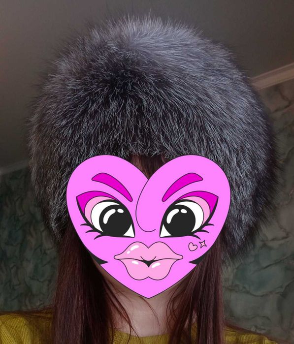 Продам женскую песцовую шапку