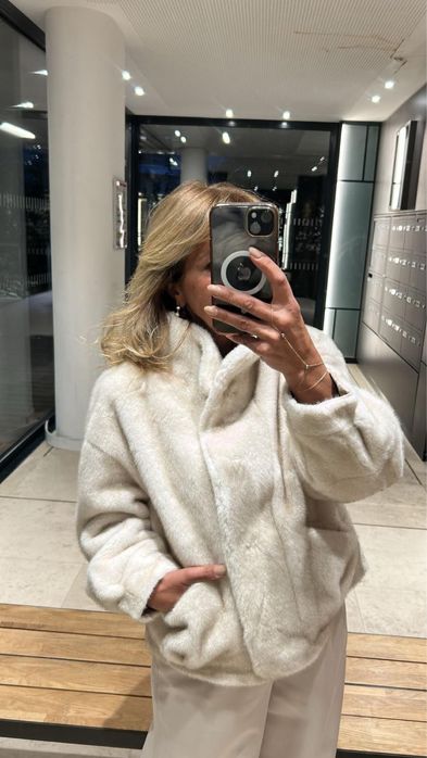 Женски кожени палта