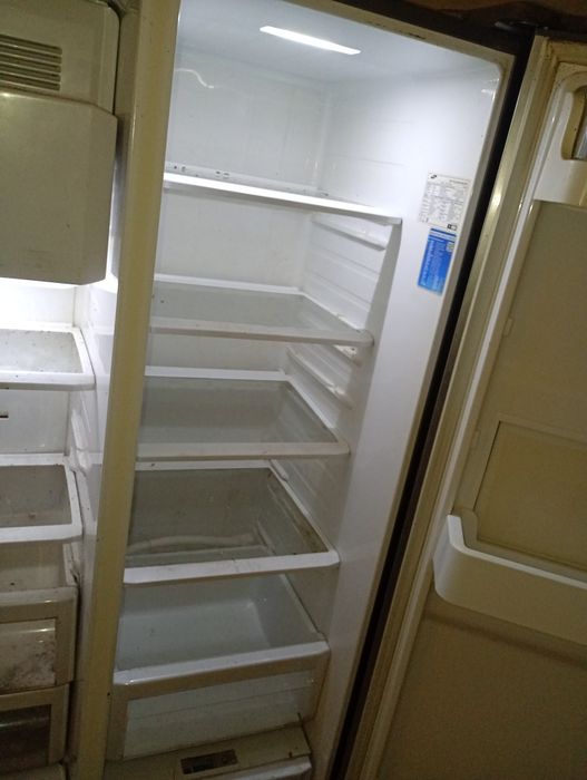 Хладилник Side by side Samsung