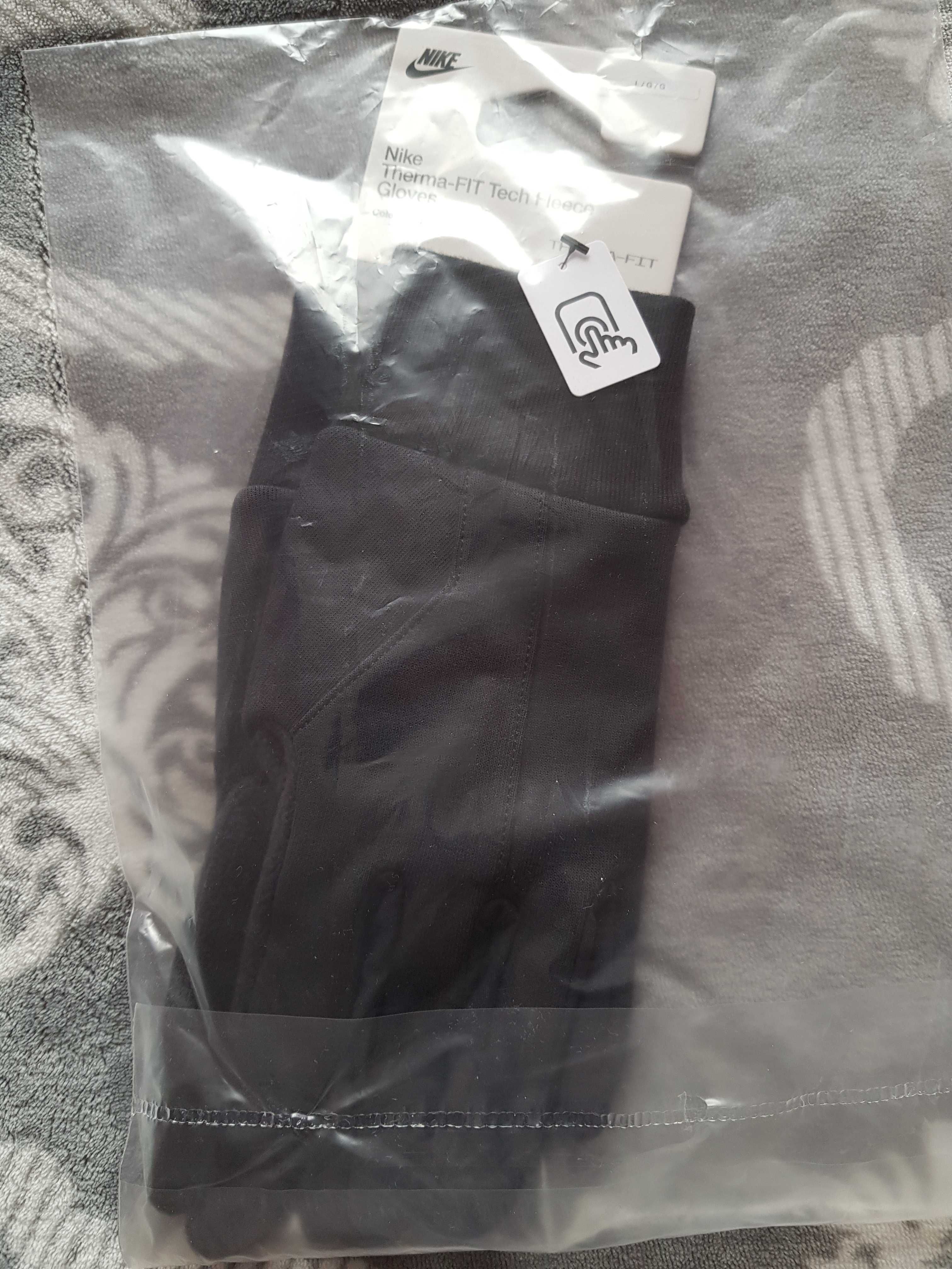 Спортни зимни Ръкавици Nike tech fleece LG 2.0