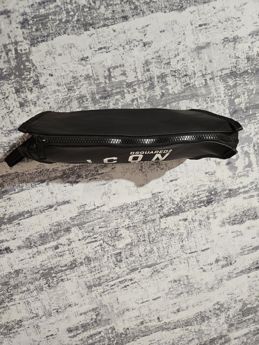 Чантичка dsquared МЪЖКА