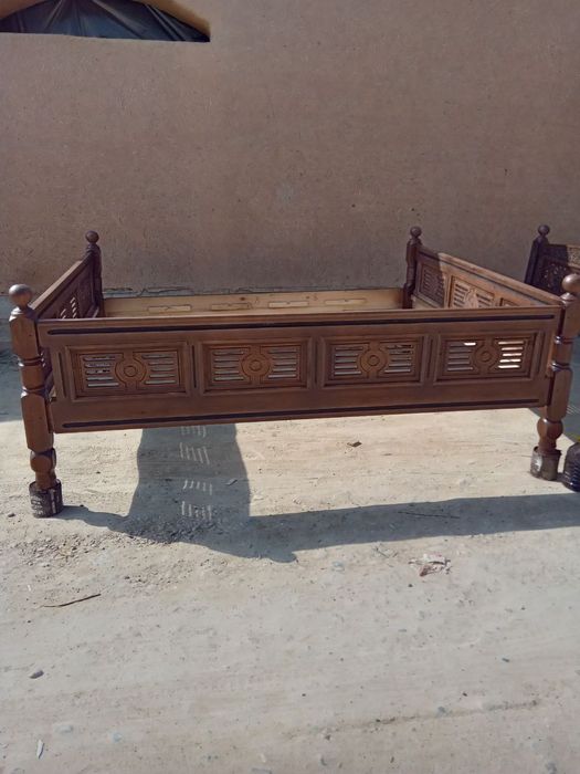 Сури карават тапчан ясаймиз