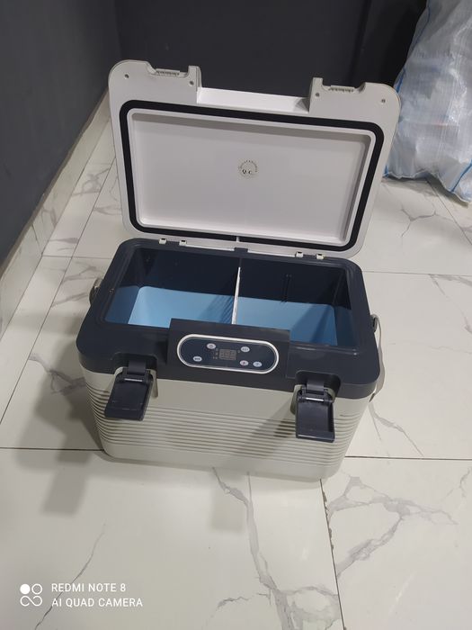 Mini muzlatkich sotiladi