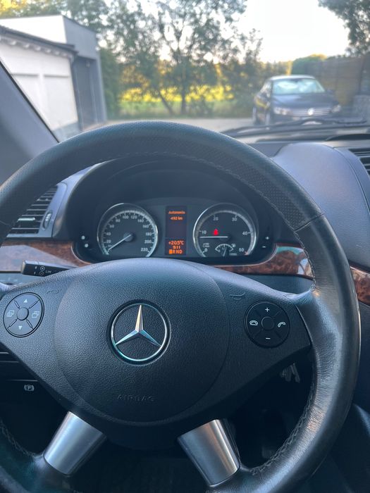 Mercedes-Benz Viano 3.0 V6 Automată – 8 Locuri, Piele,  – 2011