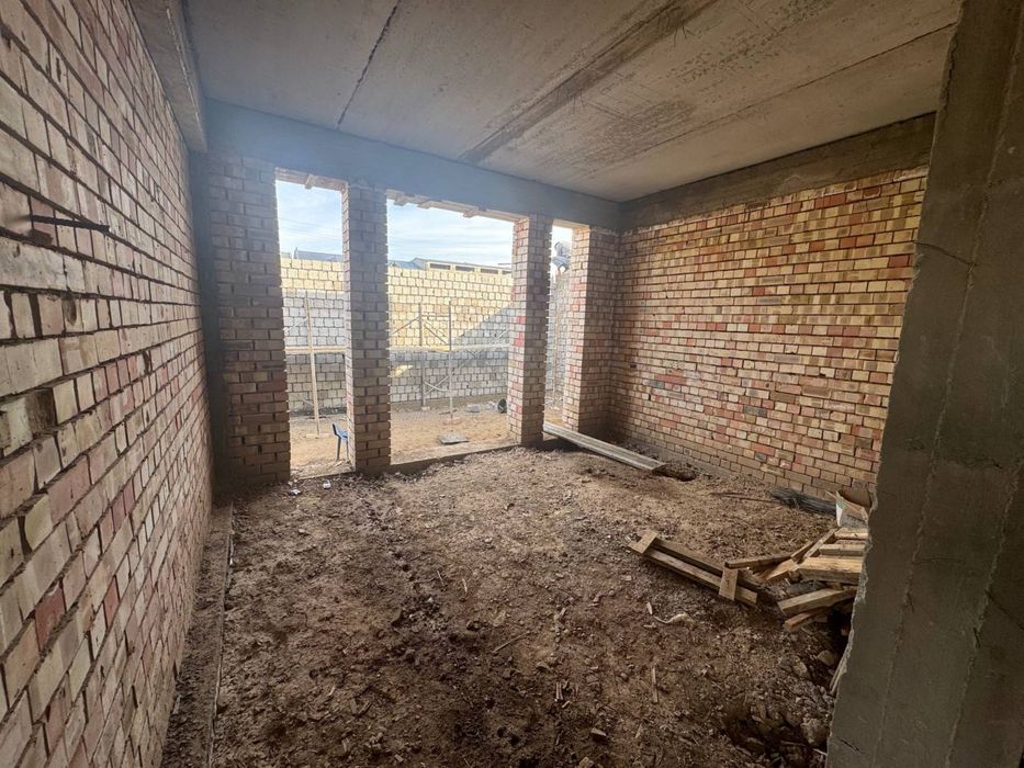 Продается коттедж недалеко от поста уч кахрамон