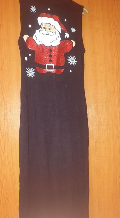 Bluza HM , rochie  Mos Craciun