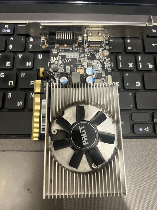 Продам видеокарту GT1030 2gb