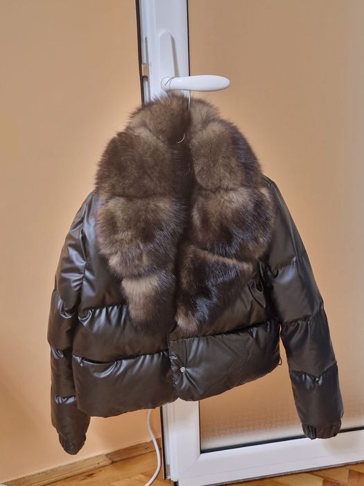 Geaca cu guler din blana naturala de vulpe