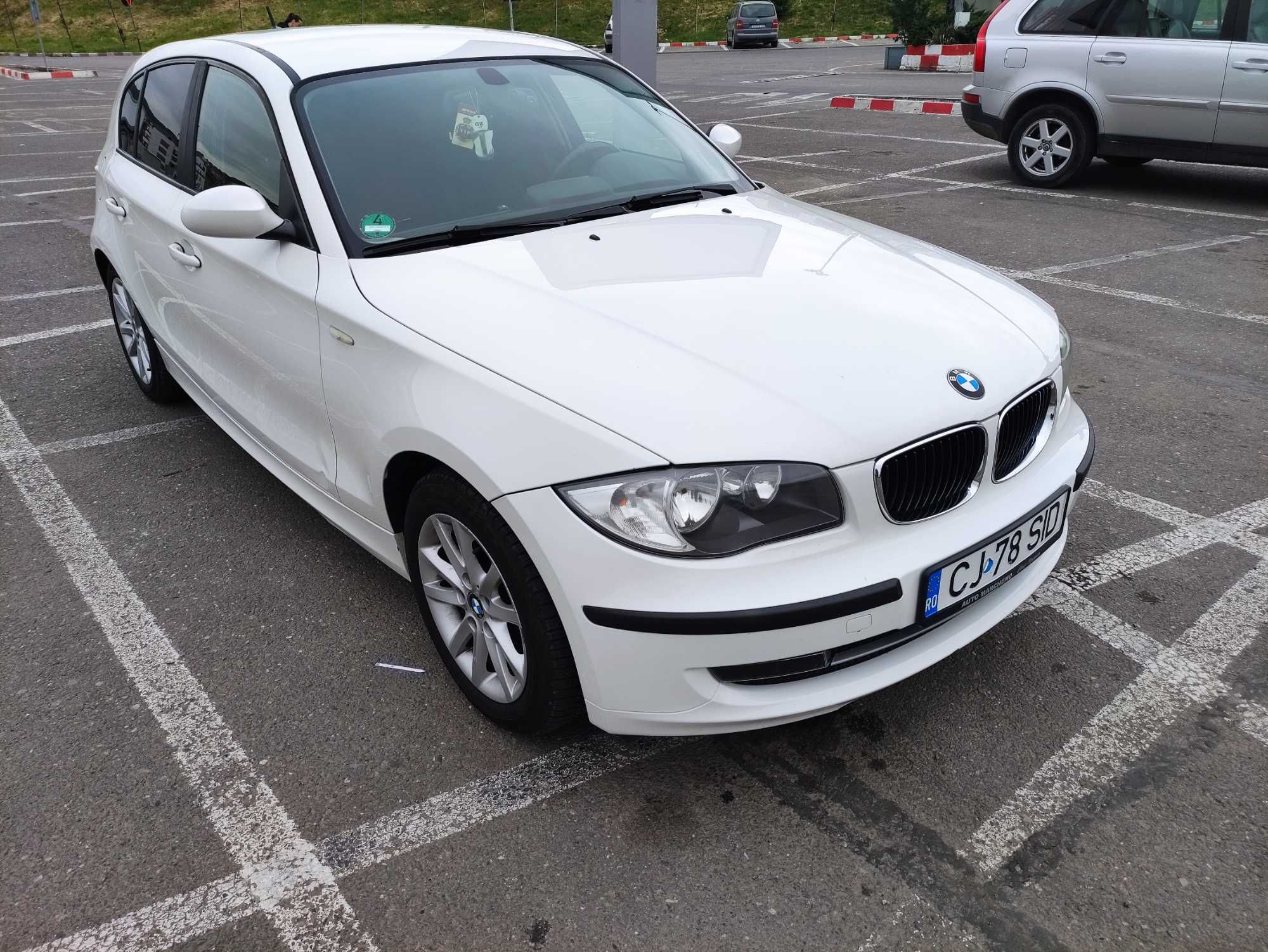 Vand BMW seria 1 / 116i  facelift 2009