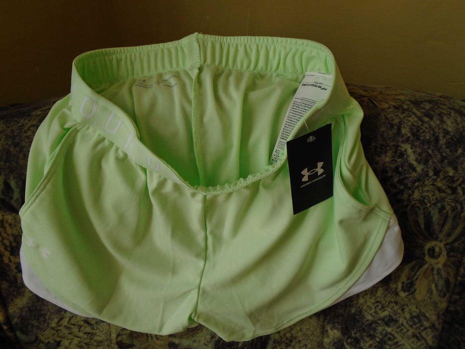 Pantalon scurt dama marca under armour
