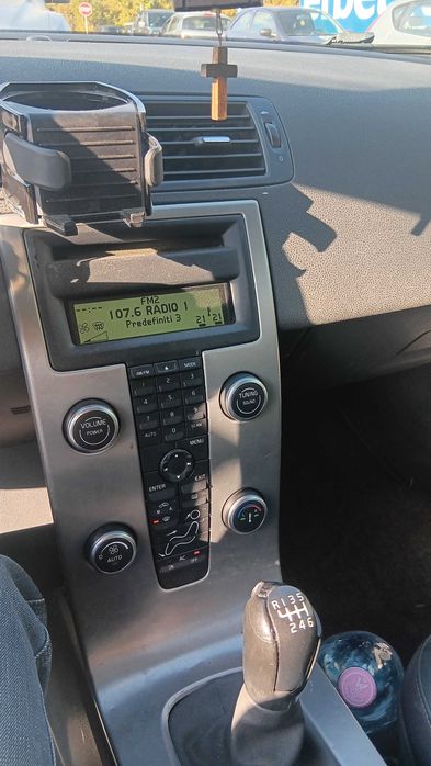 в50   2009 ..,дизел  136   6-скорости