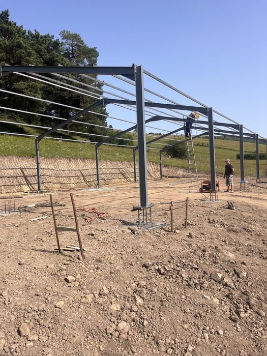 Execuție structuri metalice la comandă