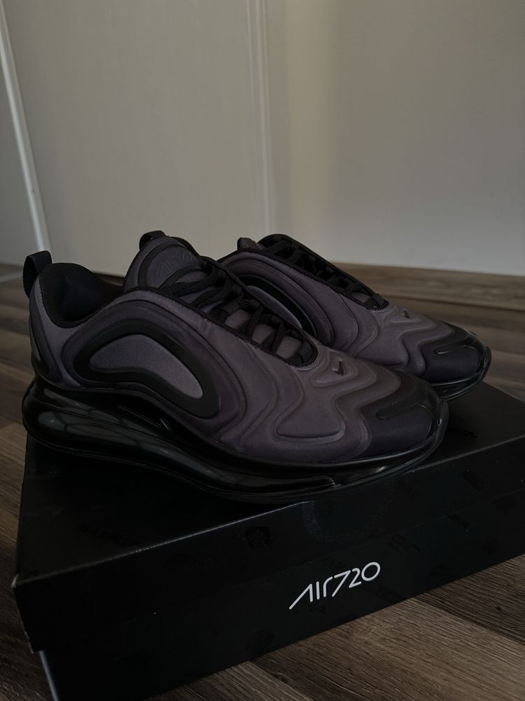 Nike air max 720