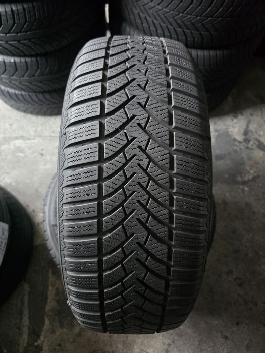 Semperit 215/55 R17 98V MS iarnă