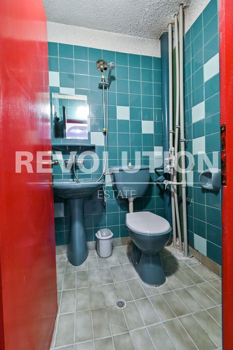 Тристаен апартамент в ж.к. Гео Милев