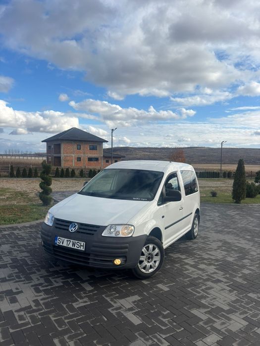 Vând vw Caddy 5 locuri
