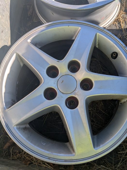 Jante R15: Tereos, RAV4, Honda CR-V, Nissan