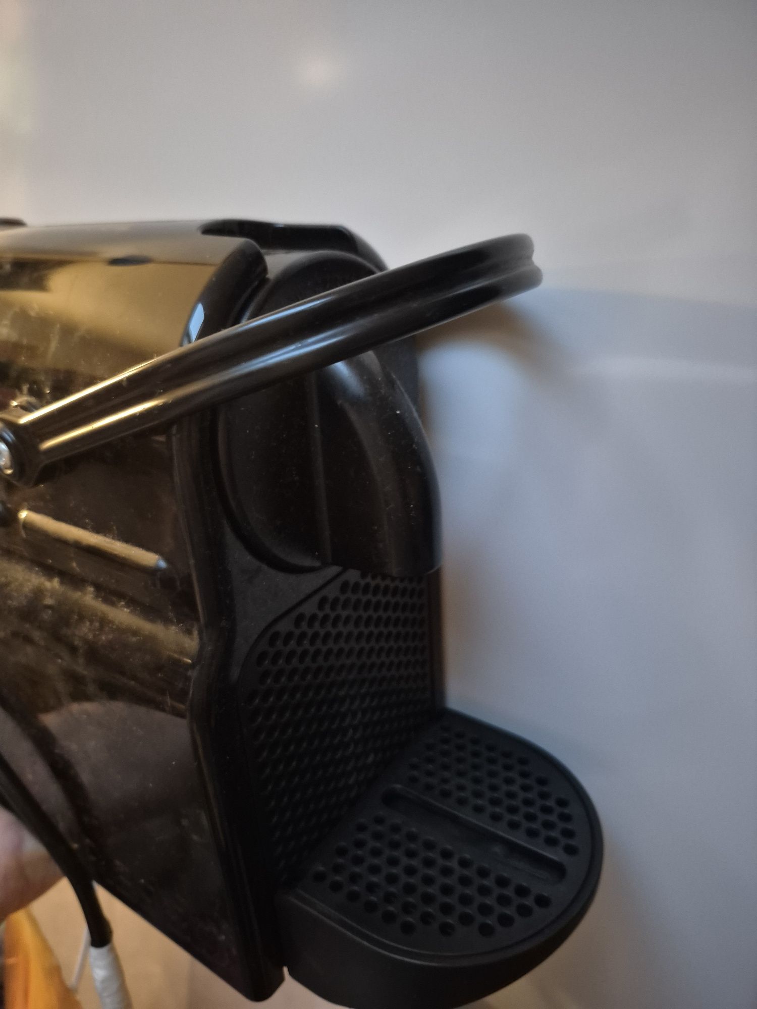 DeLonghi машина за Nespresso капсули