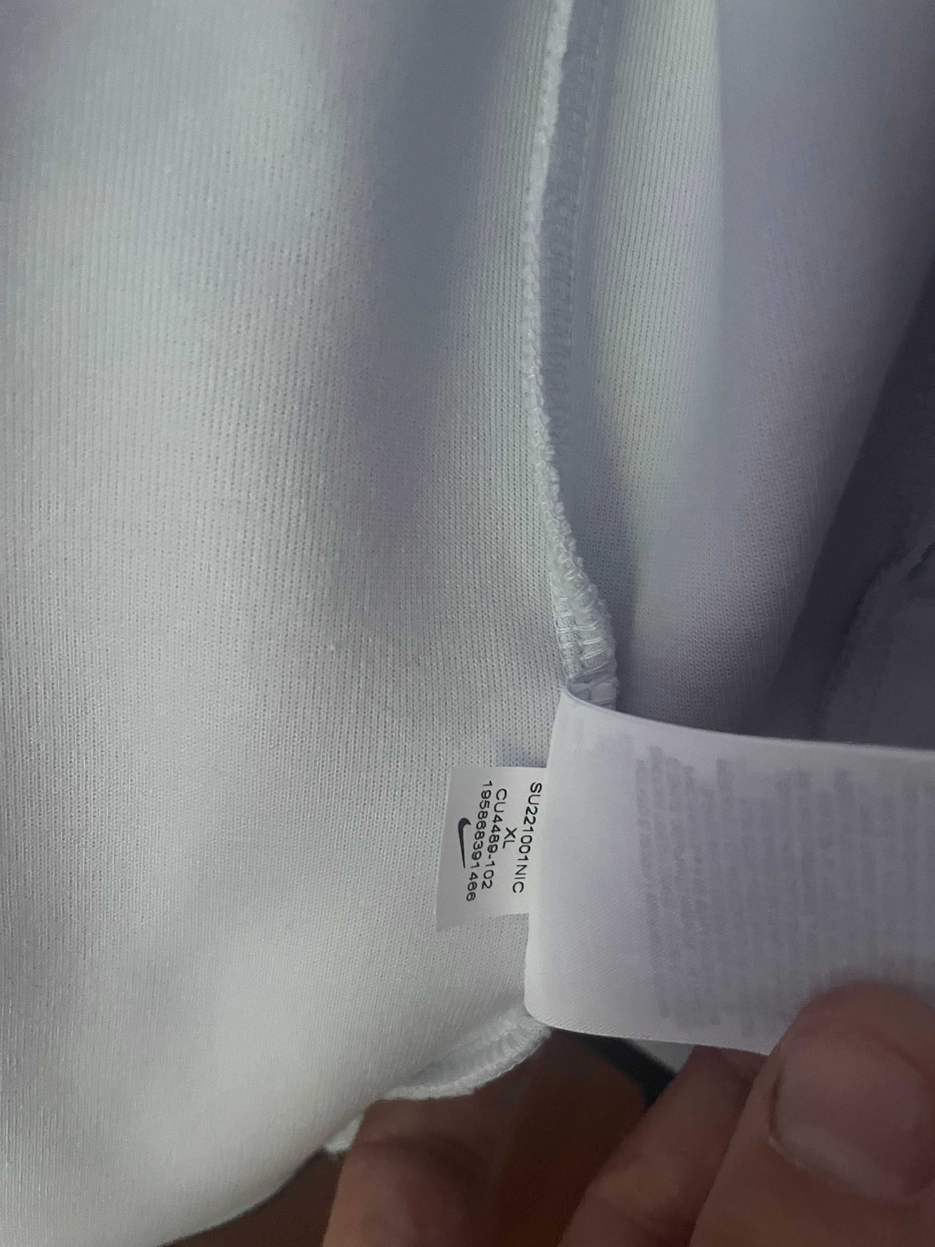 Ново оригинално горнище Nike tech fleece