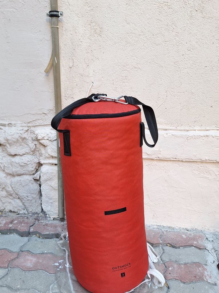 Боксов чувал outshock, 14kg червен цвят