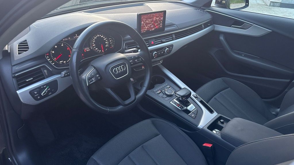 Audi A4 2019 // 2000 tdi 150cp