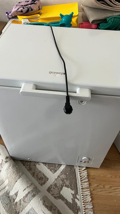 Продам морозильник