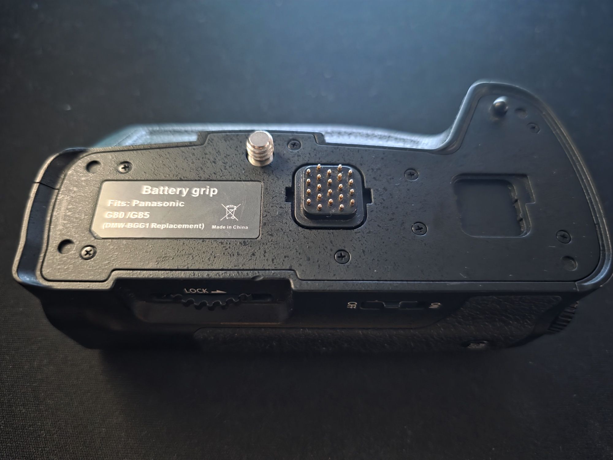 Vând Grip Panasonic Lumix G80