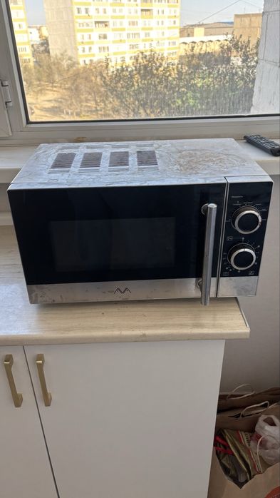 Микроволновка продам