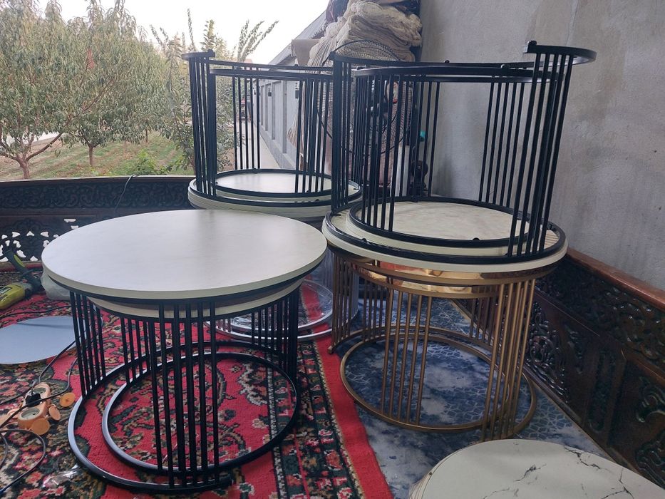 Jurnalniy stol (ona bola) stol