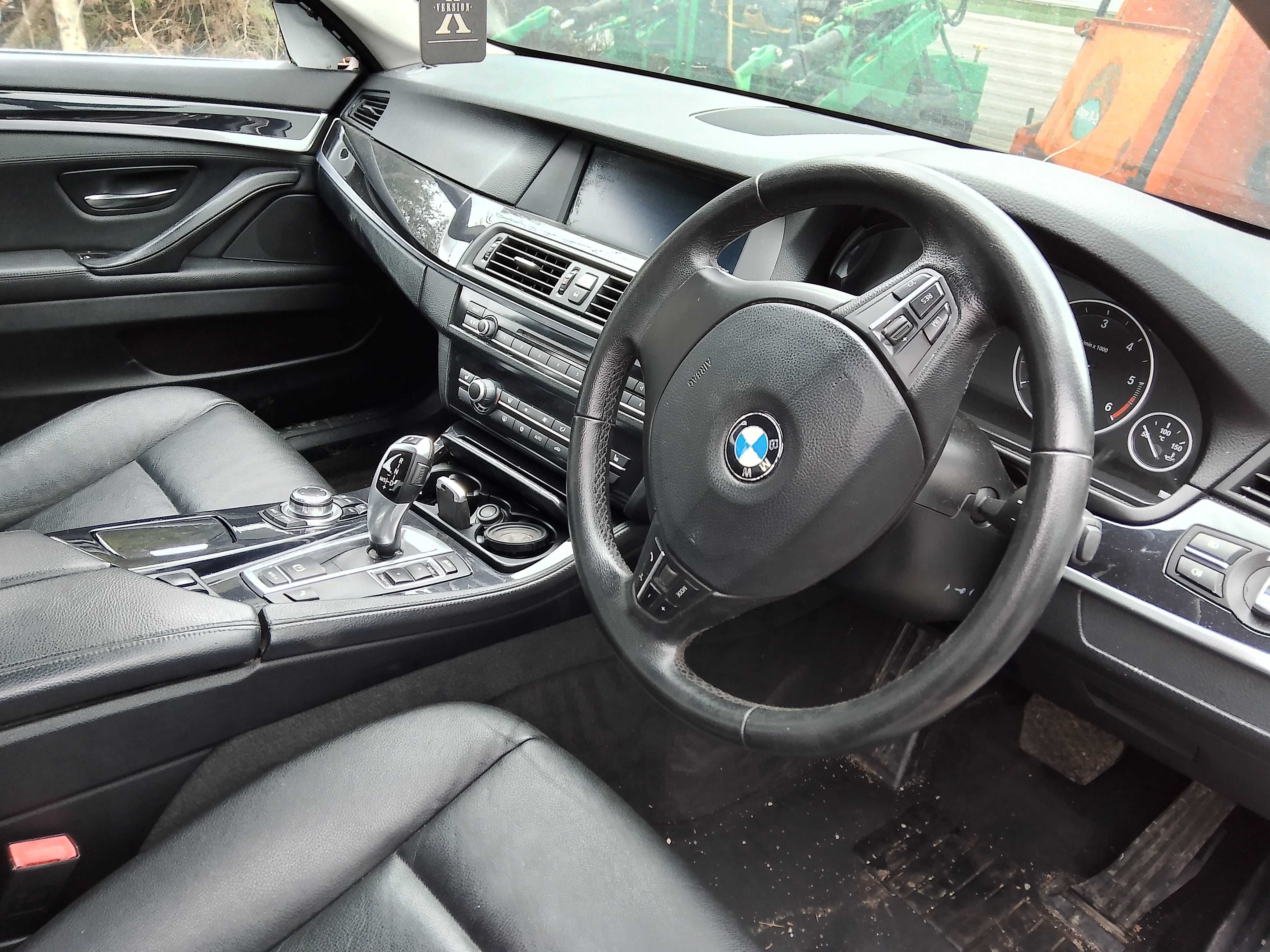 BMW 520 2011 година F10 184 к.с. на части