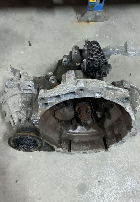 Cutie viteze Golf 6 KWB 160 Cai