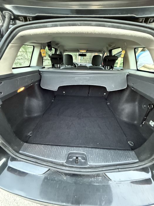 Logan MCV 2016 – Motor Turbo, Cutie Automată, Gata de Drum!